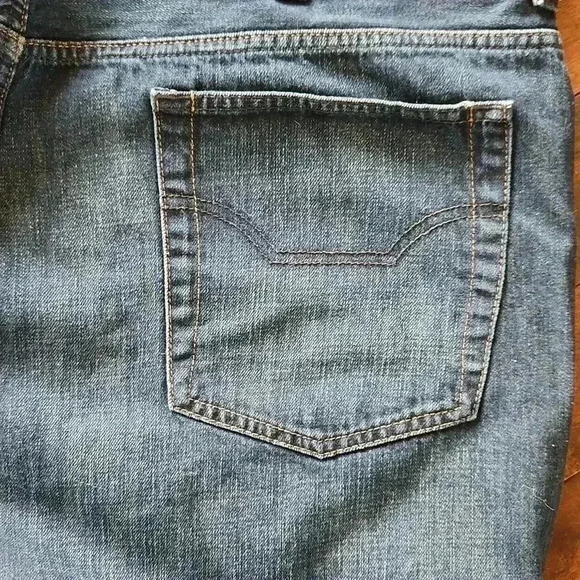 Men's CHAPS Denim Jeans Straight Fit 48x32 Dark Wash - Picture 11 of 15